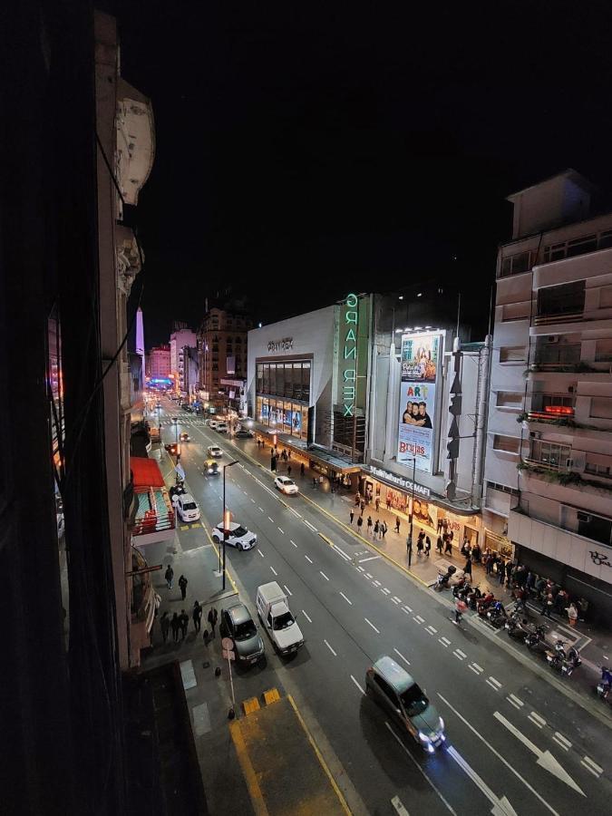 شقة بوينس آيرس  في Depto A Metros Del Obelisco Av Corrientes 800 المظهر الخارجي الصورة